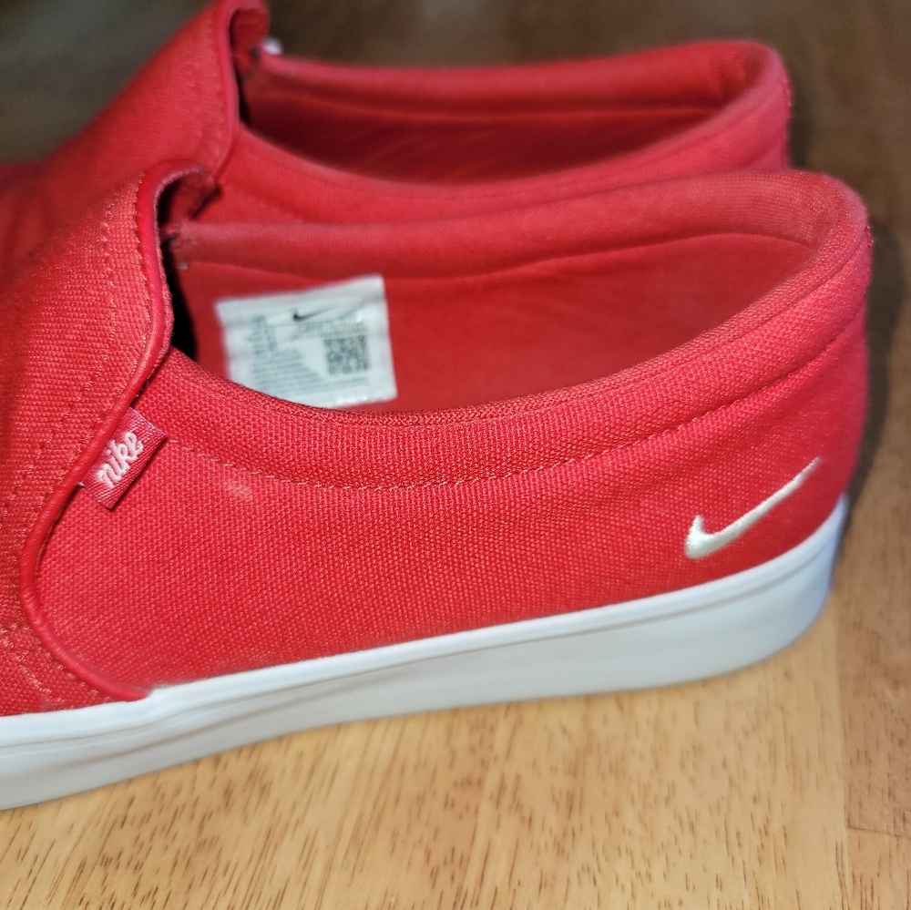 Nike Court Royale Slip On Sneaker Size 11 - Picture 3 of 6